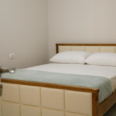 Logli Apartments Gjirokastër Buitenkant foto