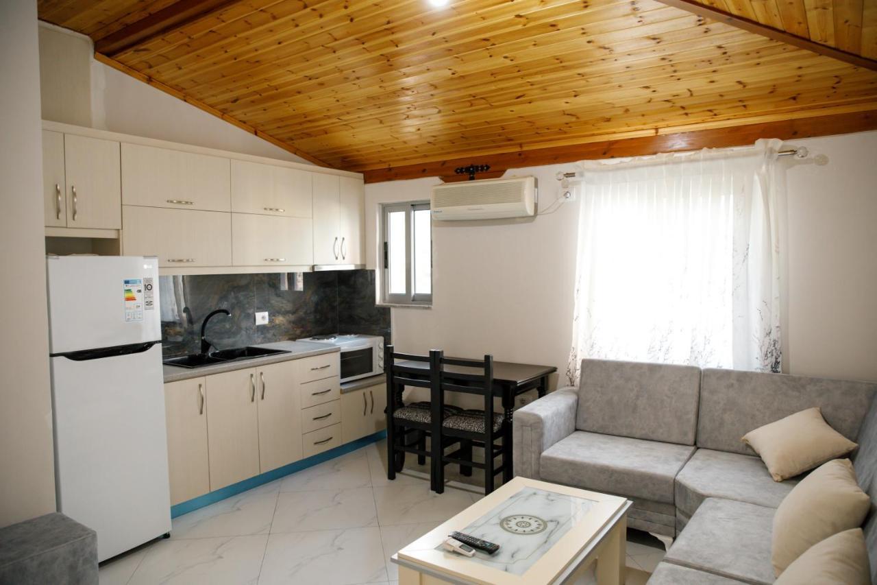 Logli Apartments Gjirokastër Buitenkant foto