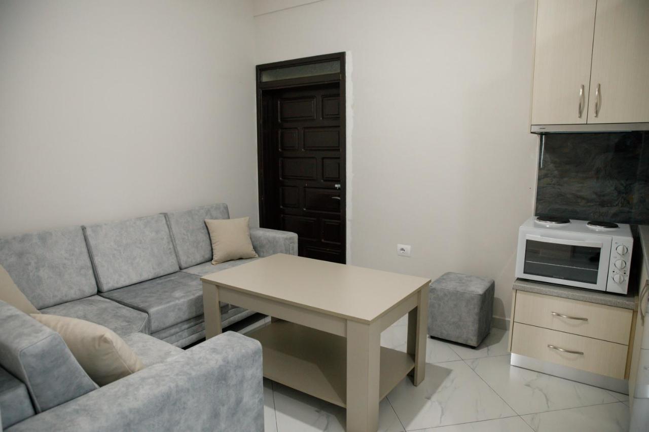 Logli Apartments Gjirokastër Buitenkant foto